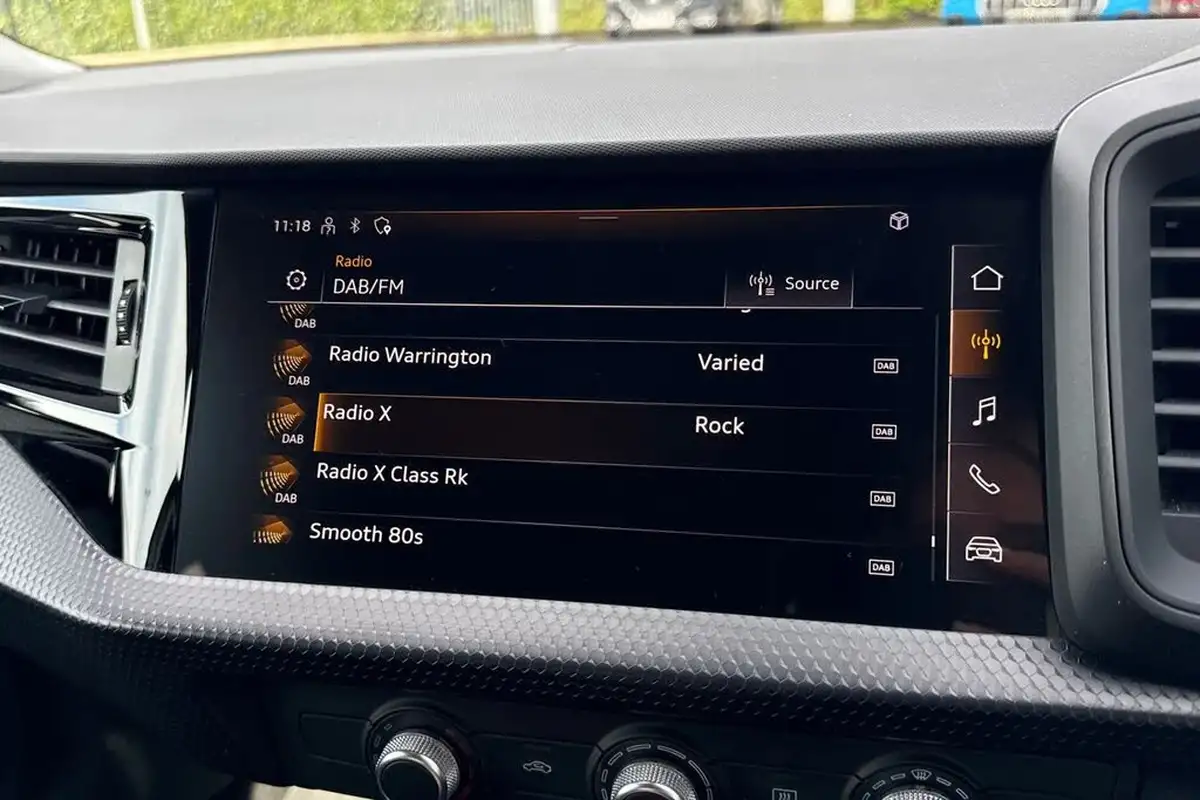 2023-audi-a1-10-30-tfsi-technik-big-44