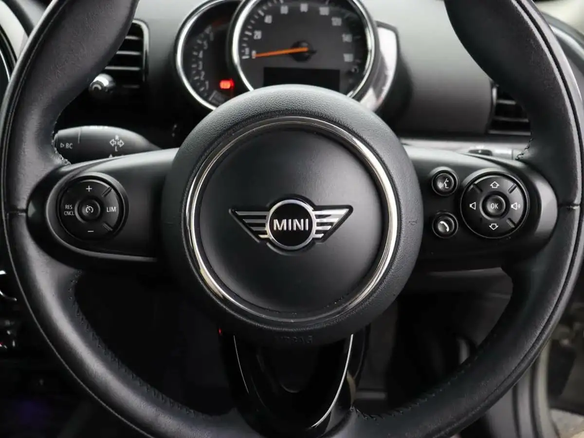 2018-mini-clubman-15-cooper-classic-ss-big-39