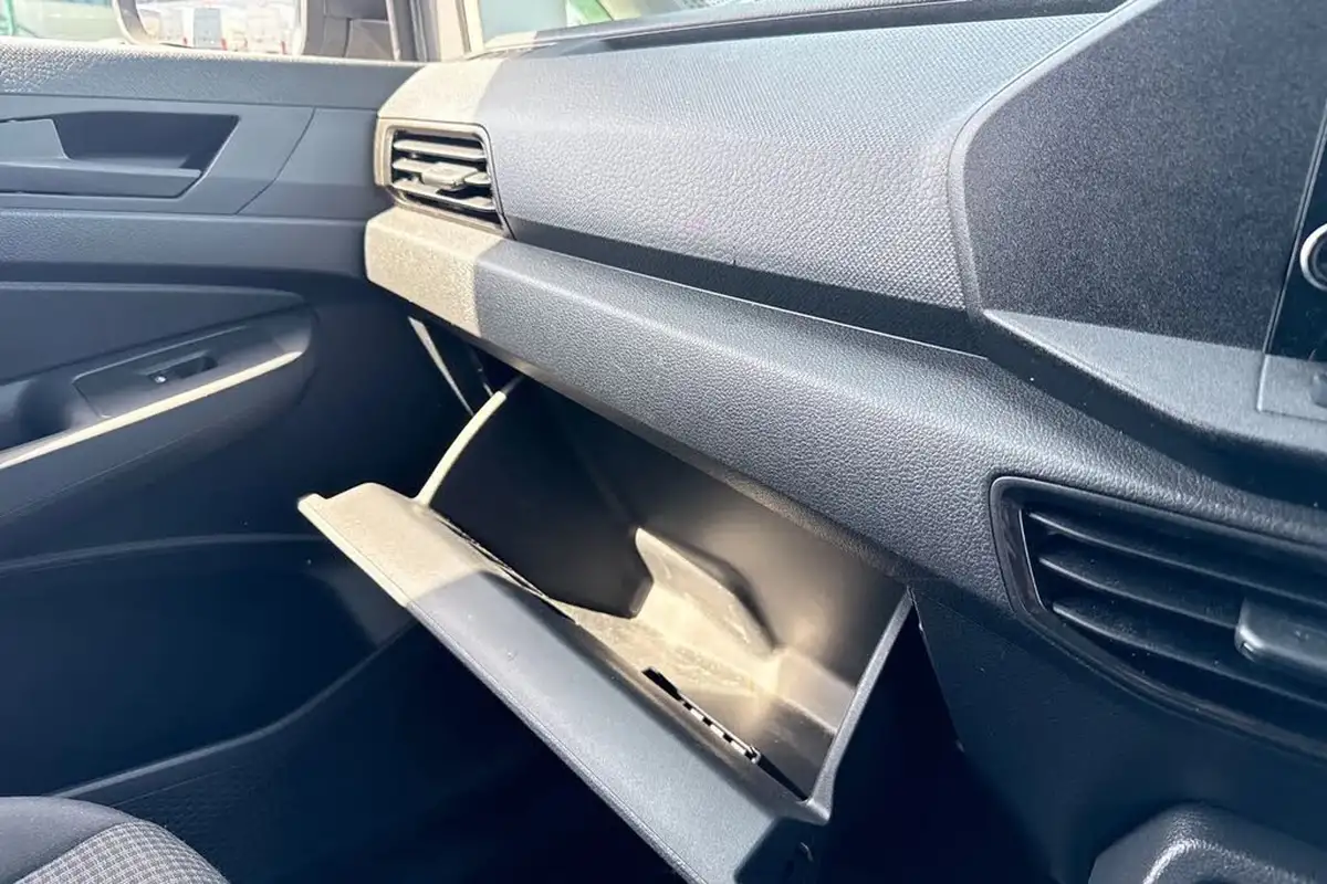 2024-volkswagen-caddy-20tdi-c20-cargo-commerce-big-45