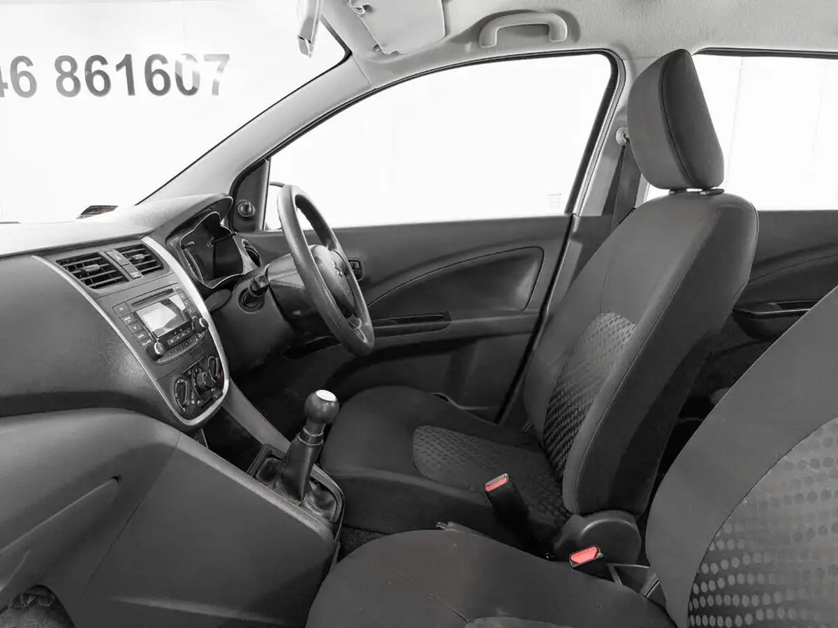 2017-suzuki-celerio-10-sz2-big-4
