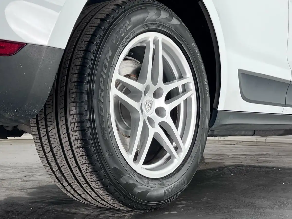 2016-porsche-macan-30td-s-big-7