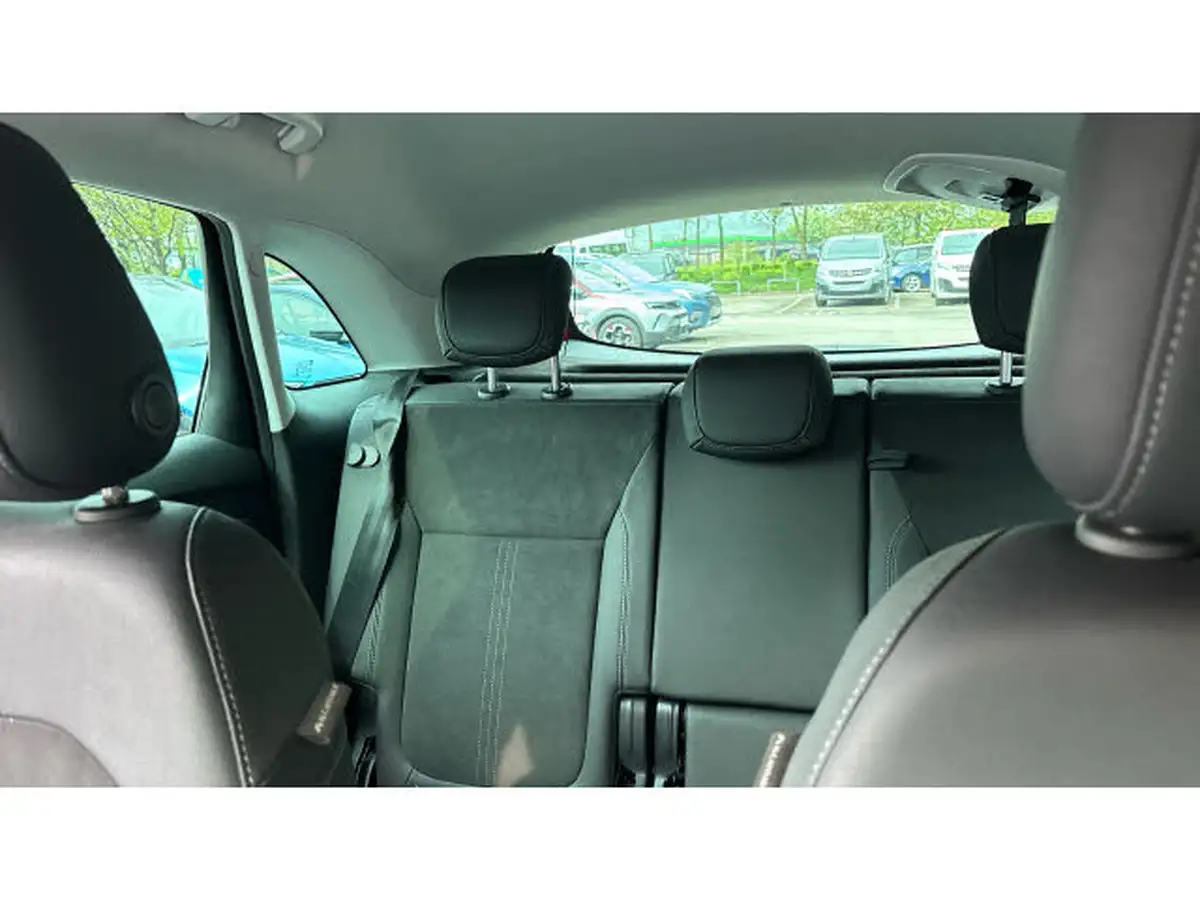 2022-vauxhall-crossland-12-ultimate-130ps-big-14