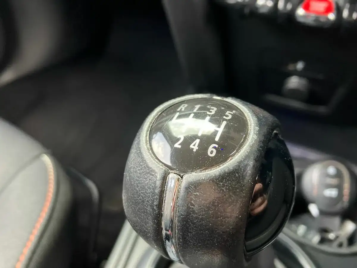 2020-mini-countryman-15-cooper-classic-big-42