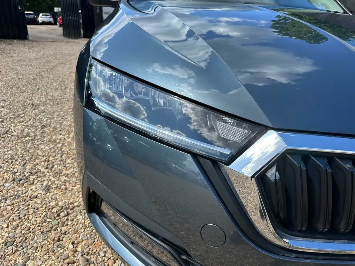 2021-skoda-octavia-15-tsi-se-first-edition-hatchback-big-7