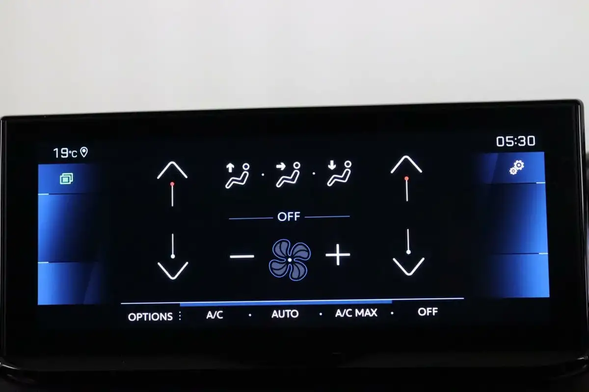 2022-peugeot-5008-suv-12-puretech-gt-premium-big-26