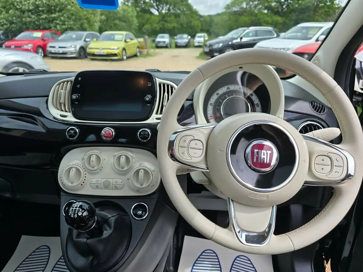 2021-fiat-500-10-dolcevita-big-14