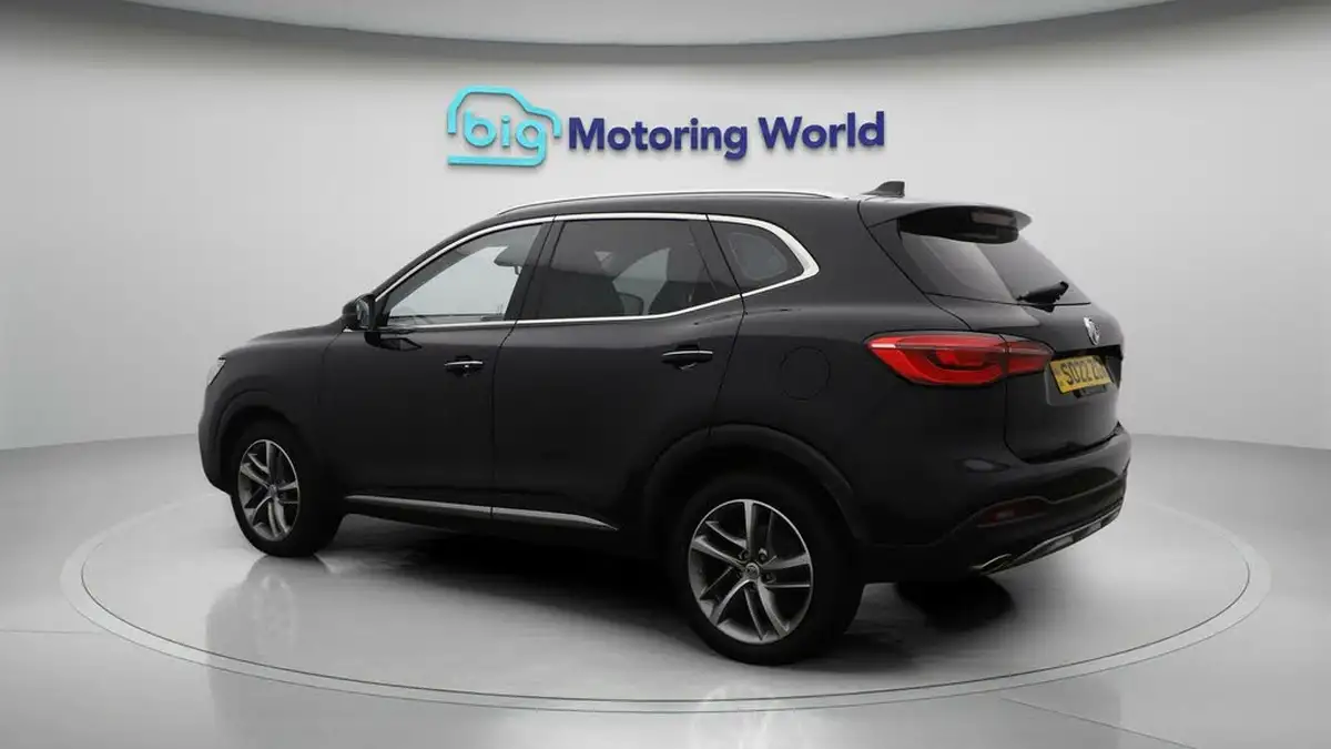 2022-mg-hs-15t-gdi-exclusive-162ps-dct-big-7