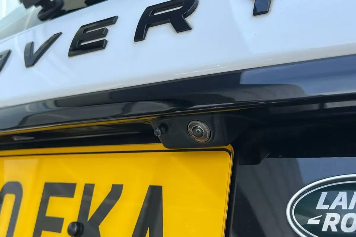 2021-land-rover-discovery-sport-15-p300e-r-dynamic-hse-big-27