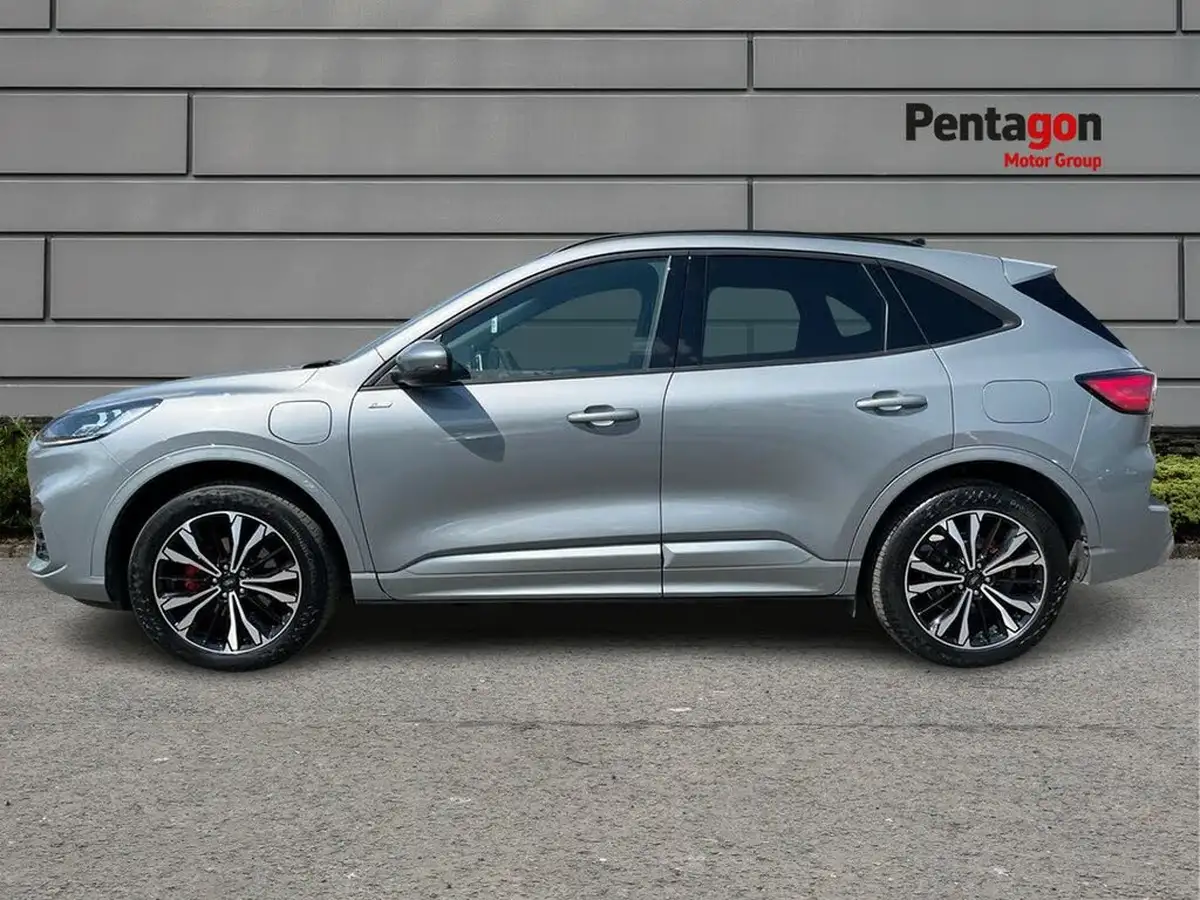 2023-ford-kuga-big-14