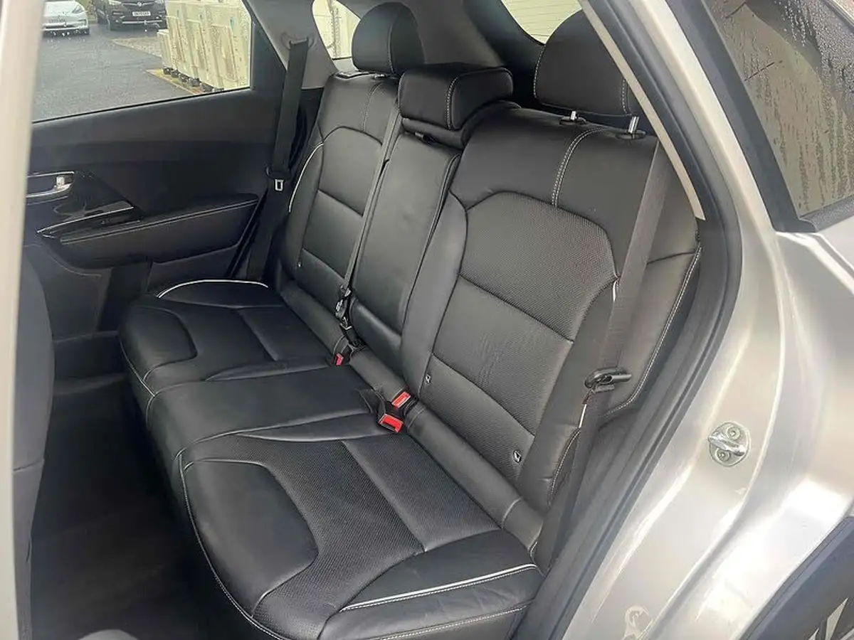 2020-kia-e-niro-ev-4-big-15