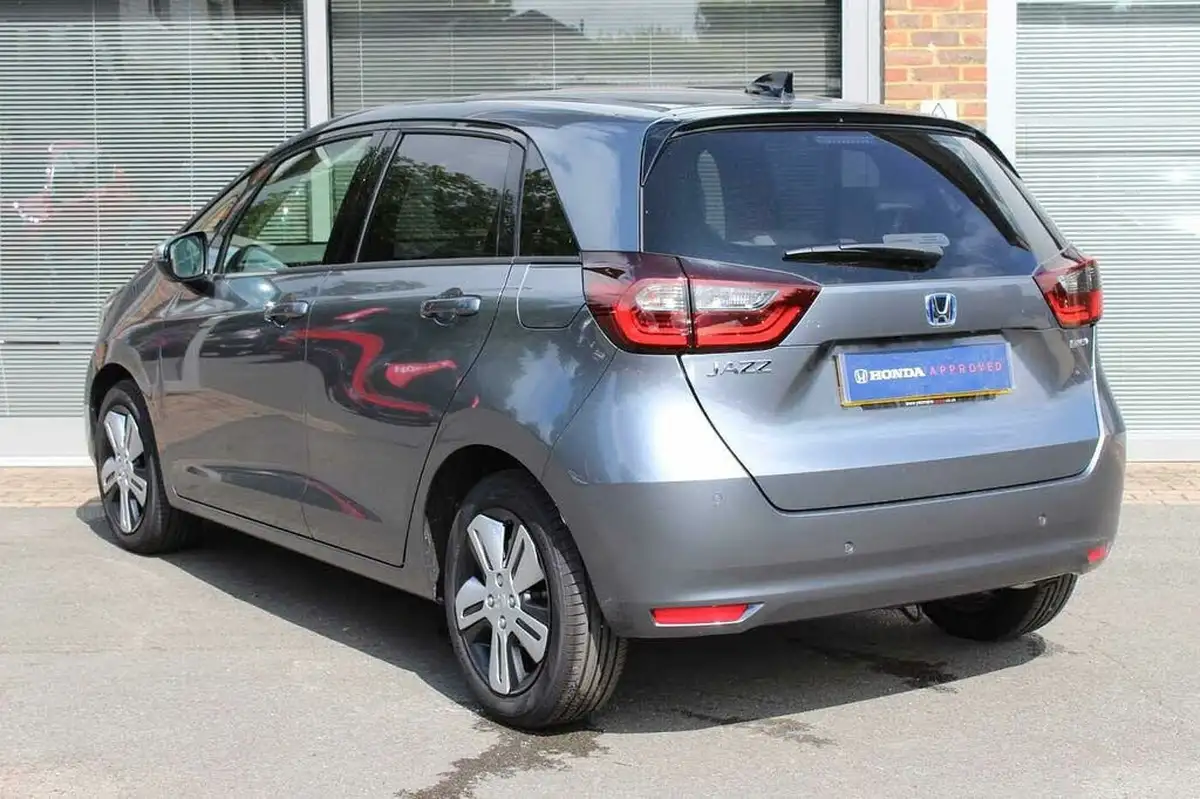 2021-honda-jazz-15-i-mmd-ex-107ps-big-2