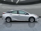 2017-toyota-prius-18-vvt-i-active-small-8