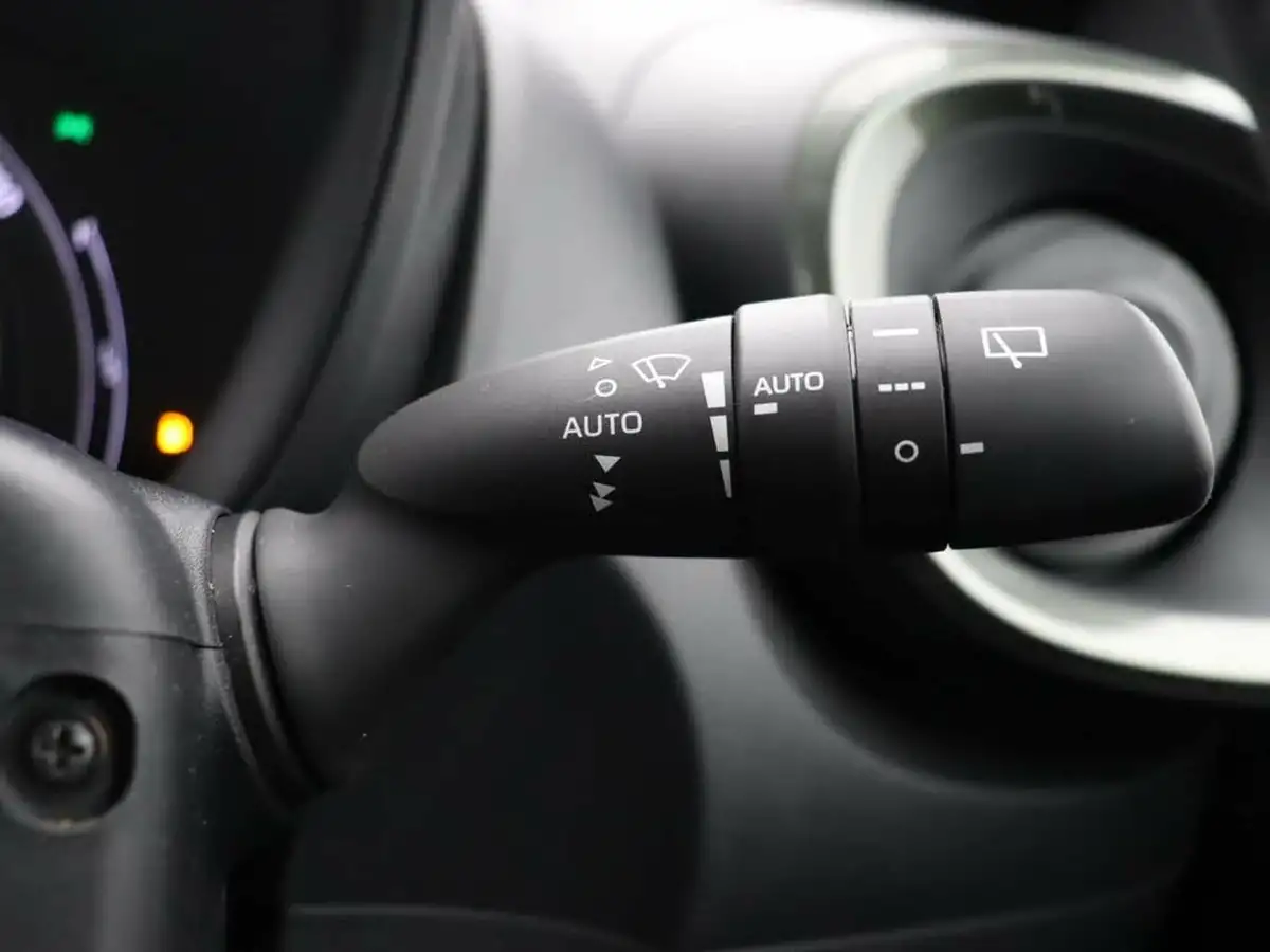 2023-toyota-aygo-x-10-vvt-i-edge-big-41