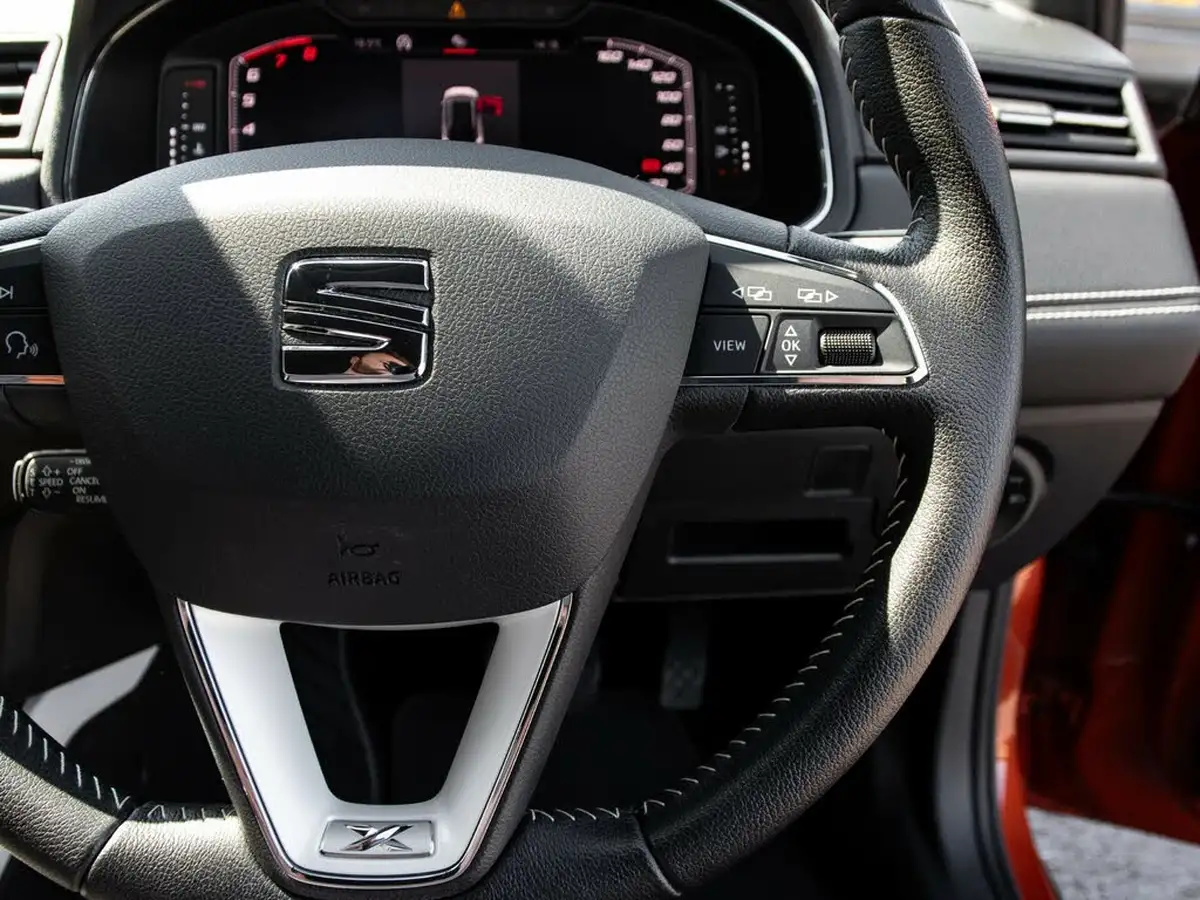 2019-seat-arona-10-tsi-xcellence-lux-ss-dsg-big-19