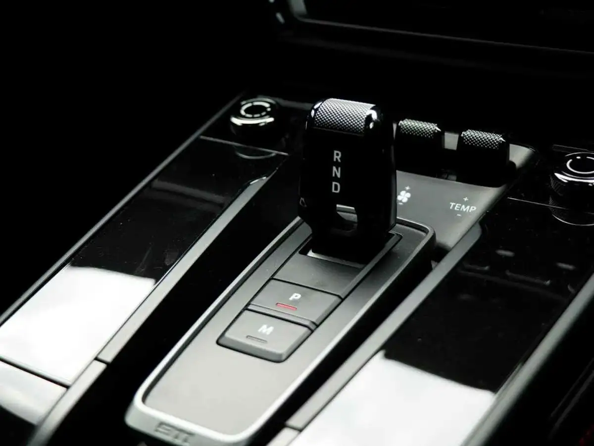 2023-porsche-911-30-carrera-t-pdk-big-16