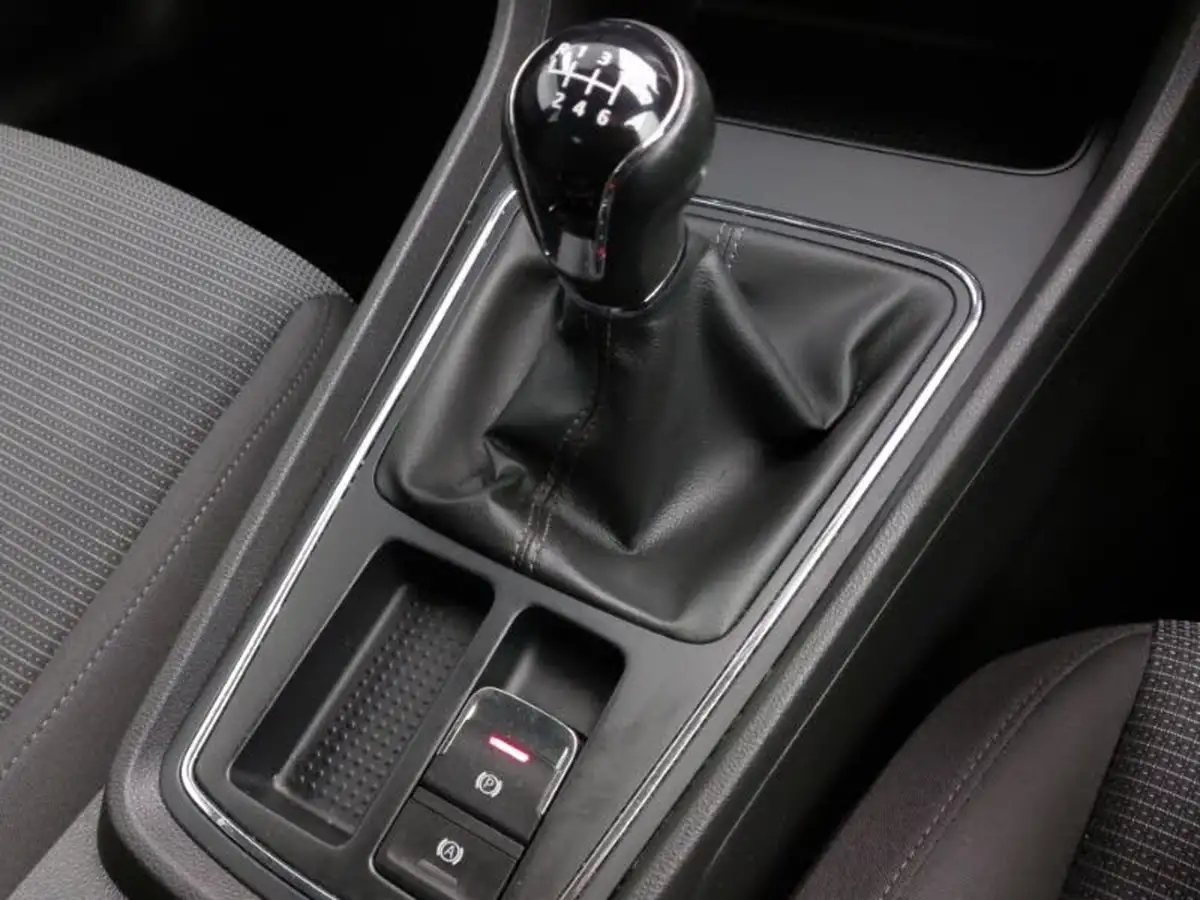 2020-seat-leon-10-tsi-evo-se-dynamic-big-11
