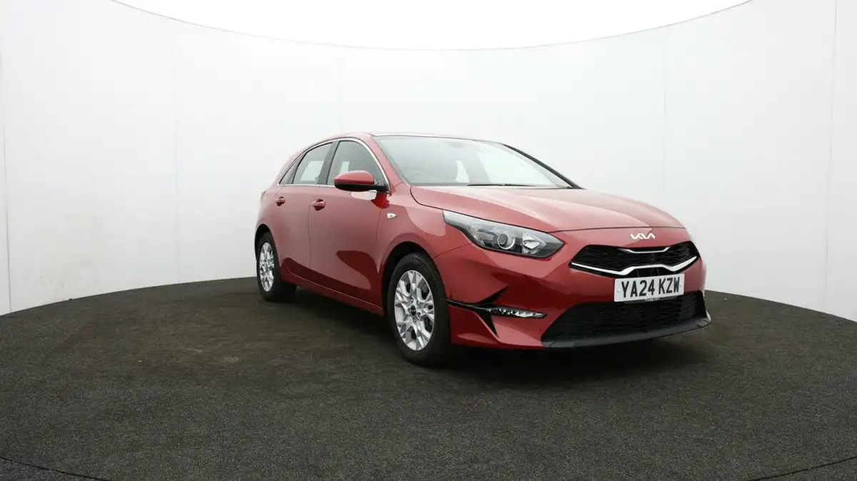 2024-kia-ceed-15-t-gdi-2-138bhp-hatchback-big-42