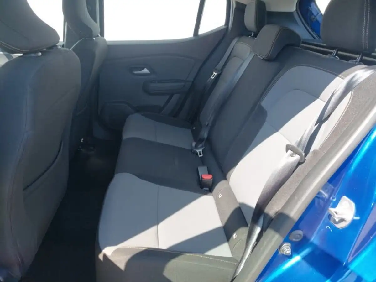 2024-dacia-sandero-stepway-10-tce-extreme-90bhp-big-5