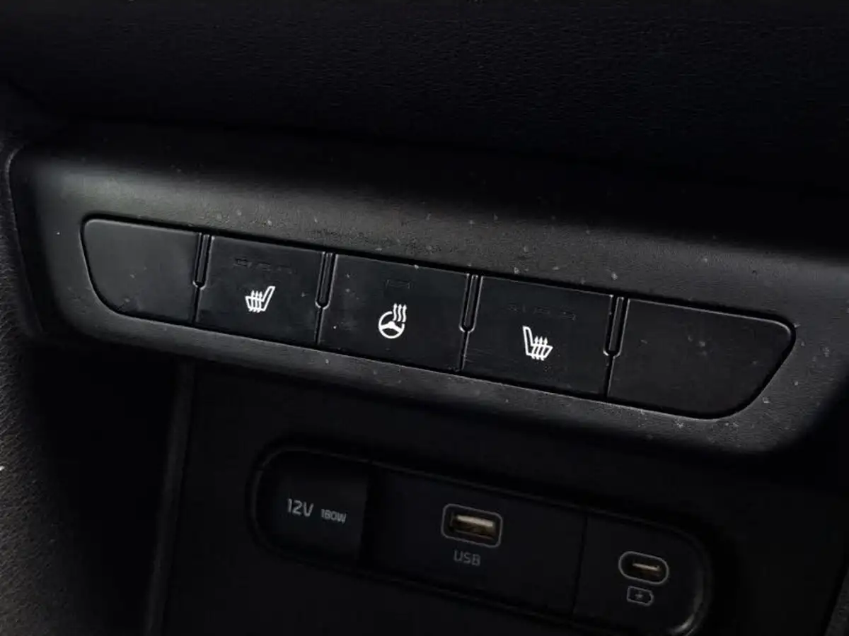 2023-kia-sportage-16-t-gdi-3-148bhp-big-14