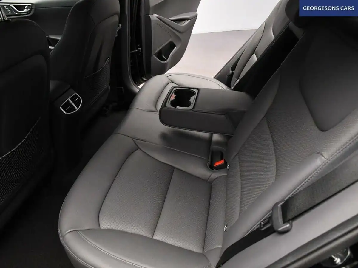 2021-hyundai-ioniq-16-gdi-premium-se-hybrid-big-15
