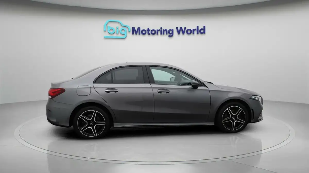 2021-mercedes-benz-a-class-13-a250e-amg-line-premium-plus-edition-saloon-4d-big-8