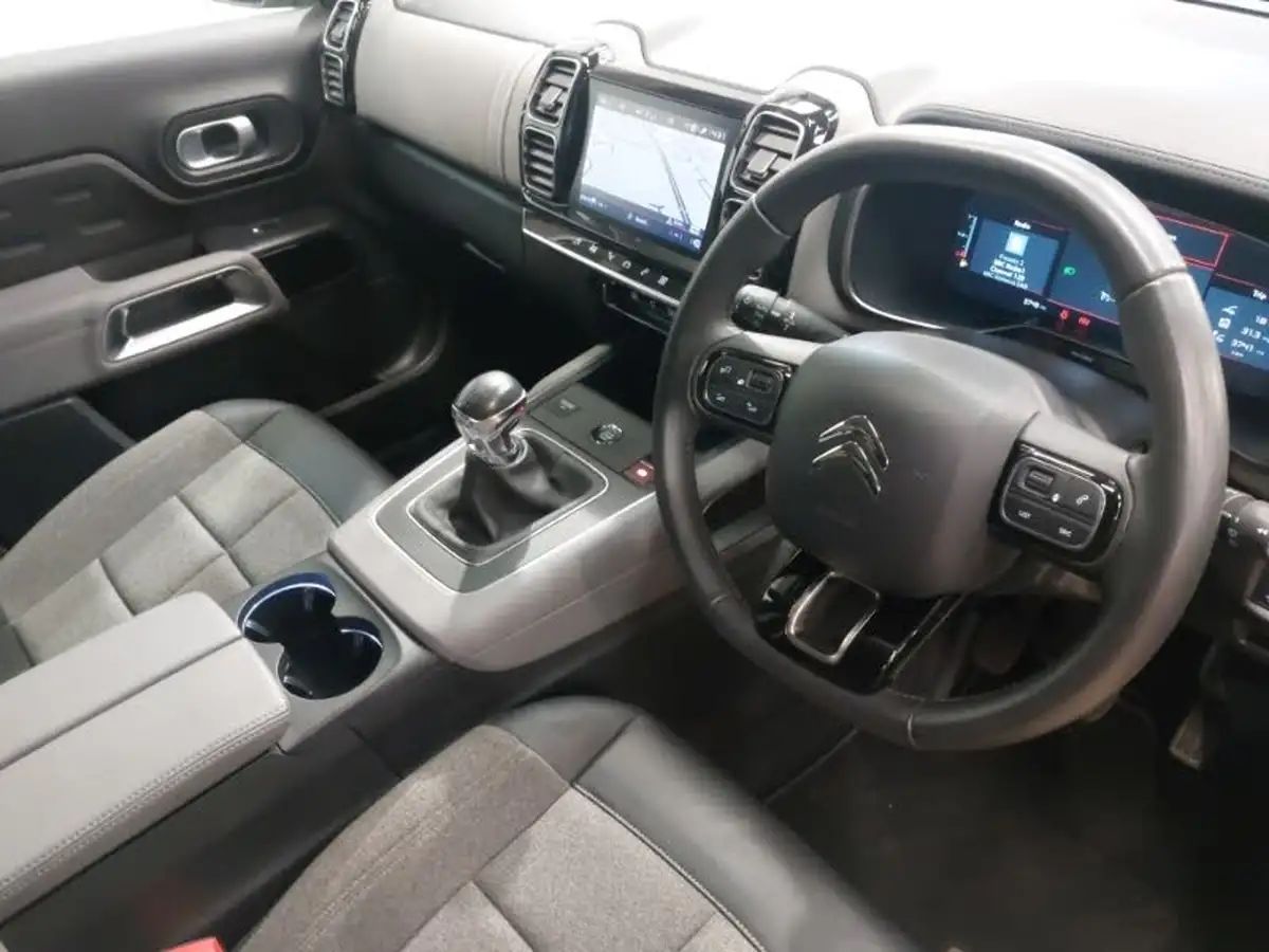 2022-citroen-c5-aircross-12-puretech-shine-ss-big-17
