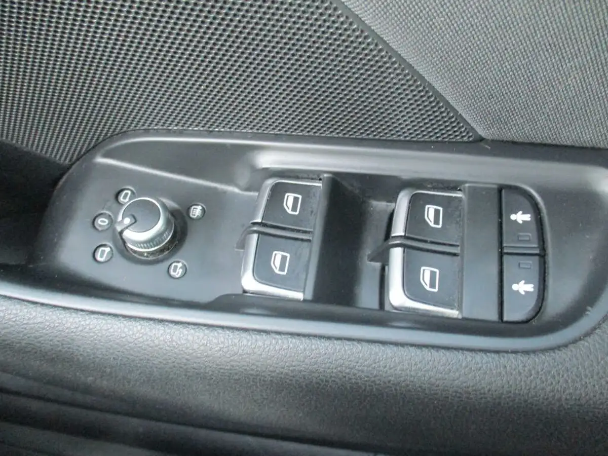 2013-audi-a3-14-tfsi-122ps-sportback-5d-1395cc-s-tronic-big-21
