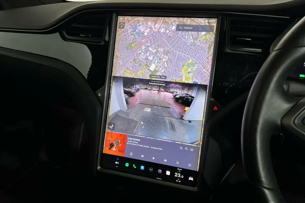 2018-tesla-model-x-e-75d-big-16