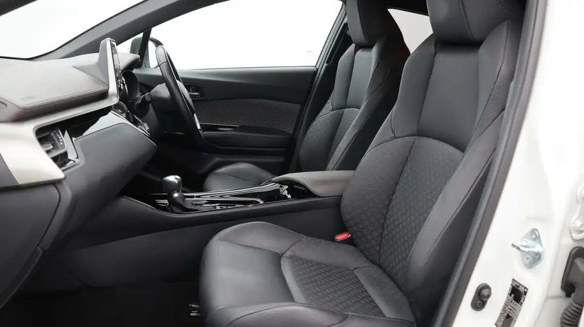 2022-toyota-c-hr-20-vvt-i-excel-big-14
