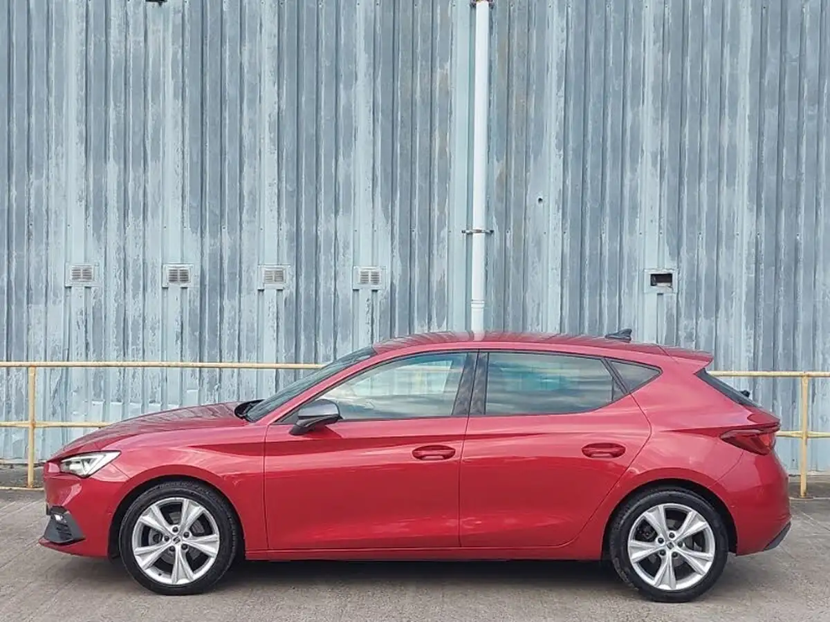 2020-seat-leon-15-tsi-evo-fr-150ps-hatchback-big-3