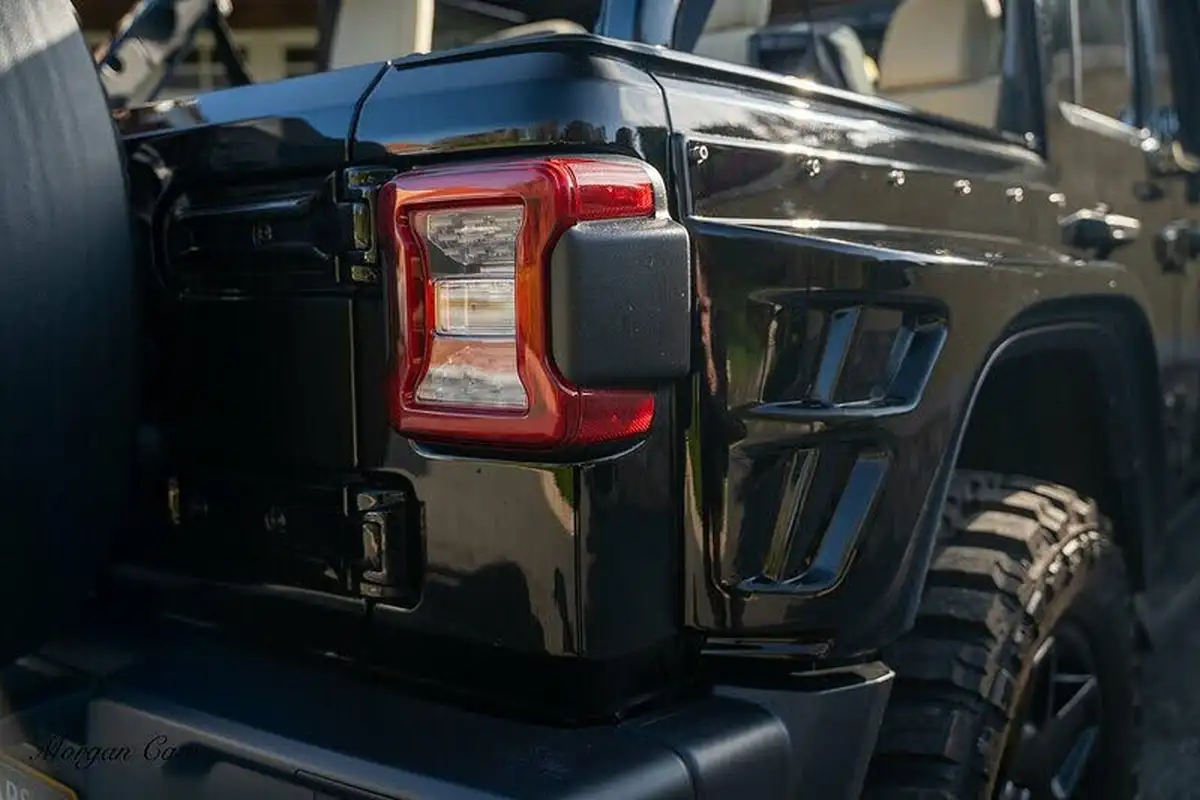 2022-jeep-wrangler-20-gme-sahara-5d-big-21