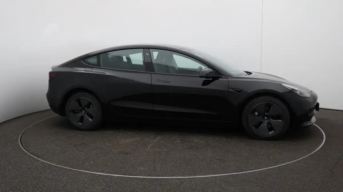 2021-tesla-model-3-e-standard-plus-big-48