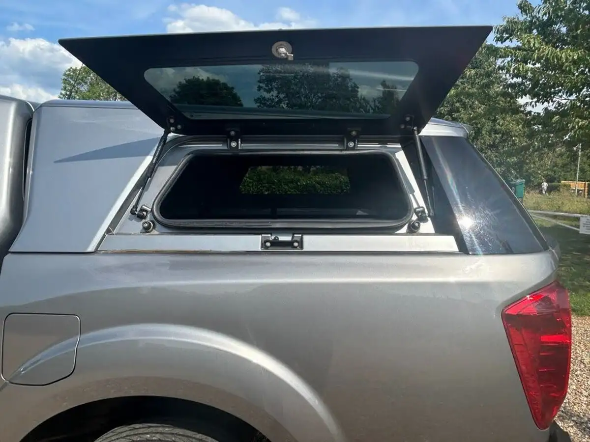 2019-nissan-navara-23dci-tt-tekna-8-navileather-auto-big-25