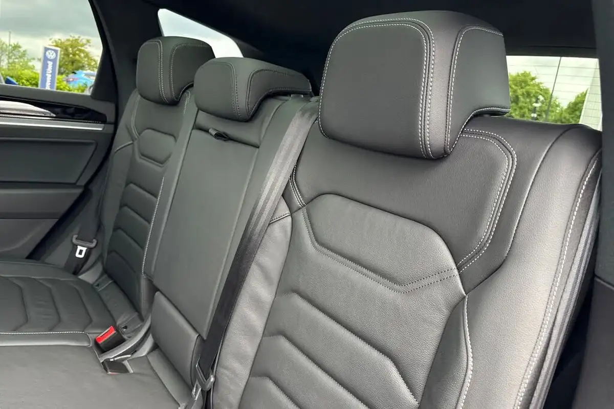 2025-volkswagen-touareg-30tdi-black-edition-286ps-big-18