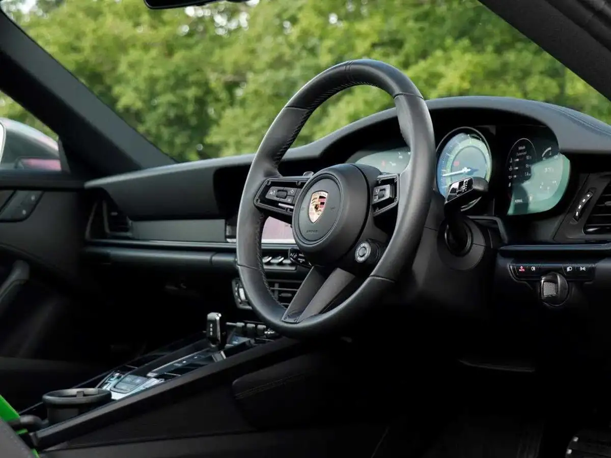 2023-porsche-911-30-carrera-t-pdk-big-9