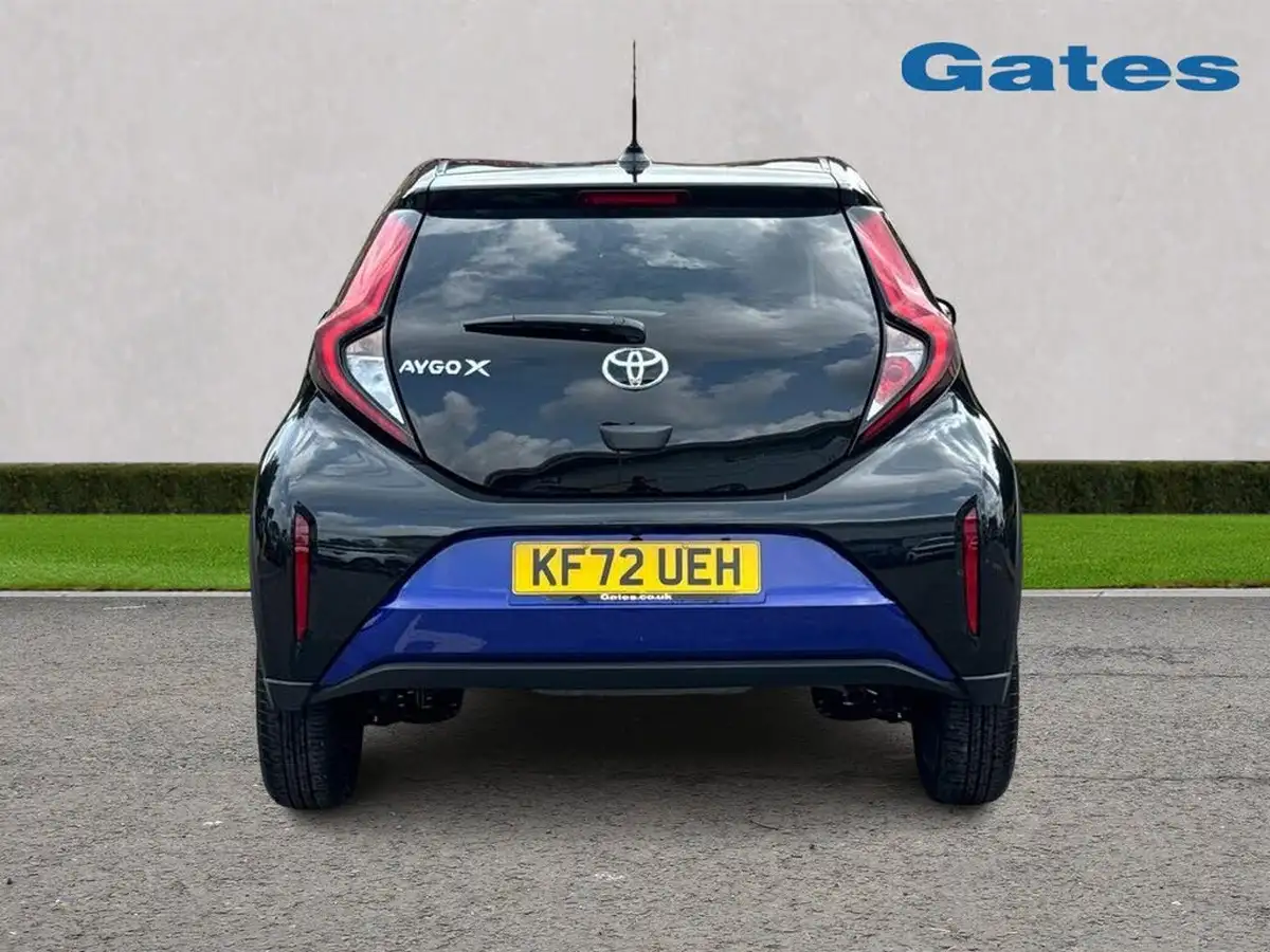 2022-toyota-aygo-x-10-vvt-i-edge-cvt-big-5