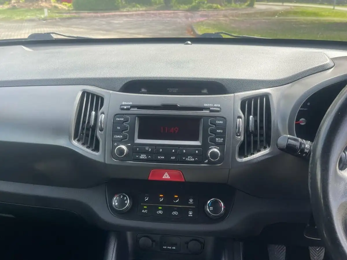 2010-kia-sportage-16-1-big-27