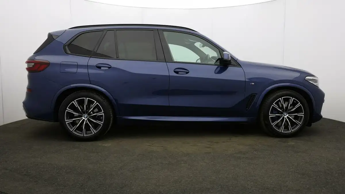2021-bmw-x5-30-xdrive-45e-m-sport-big-47