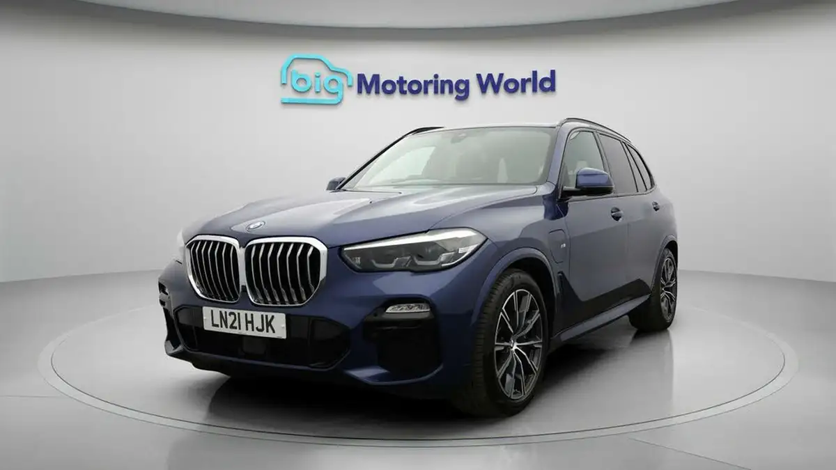 2021-bmw-x5-30-xdrive-45e-m-sport-big-3