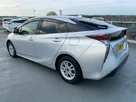 2018-toyota-prius-hybrid-small-10