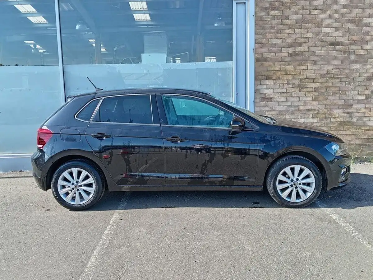 2021-volkswagen-polo-10-match-big-1