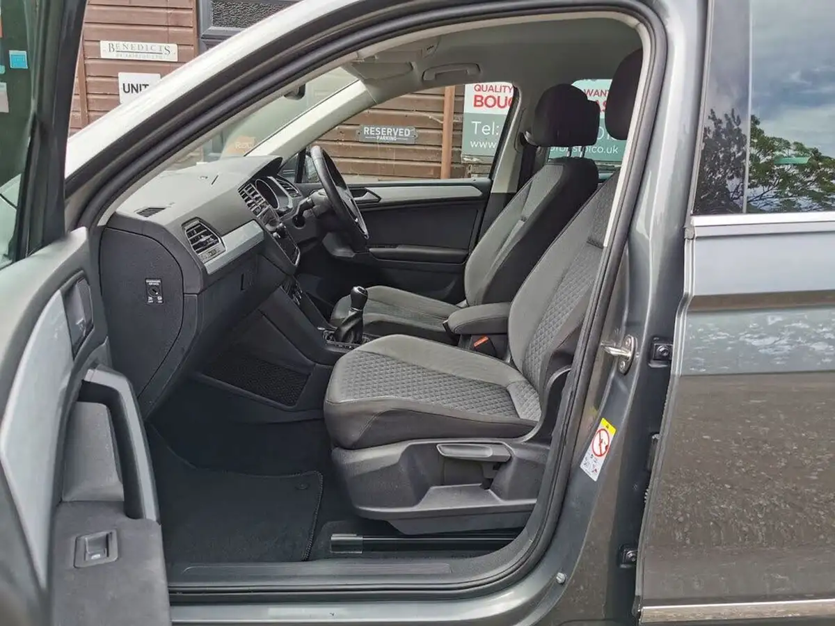 2019-volkswagen-tiguan-20tdi-match-150ps-big-19