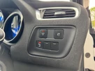 2013-citroen-ds4-16td-dstyle-small-12