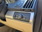 2011-land-rover-freelander-2-small-36