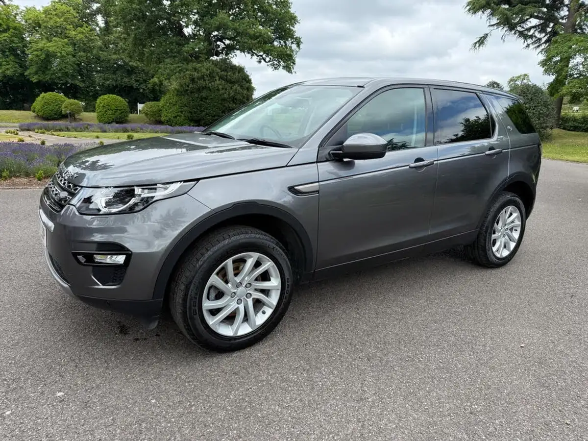 2017-land-rover-discovery-sport-20td4-se-tech-182ps-suv-big-17