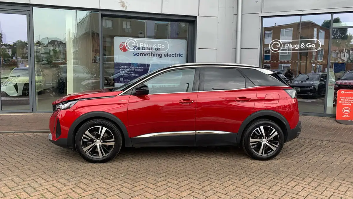 2021-peugeot-3008-suv-16-puretech-gt-225bhp-hybrid-e-eat8-big-5