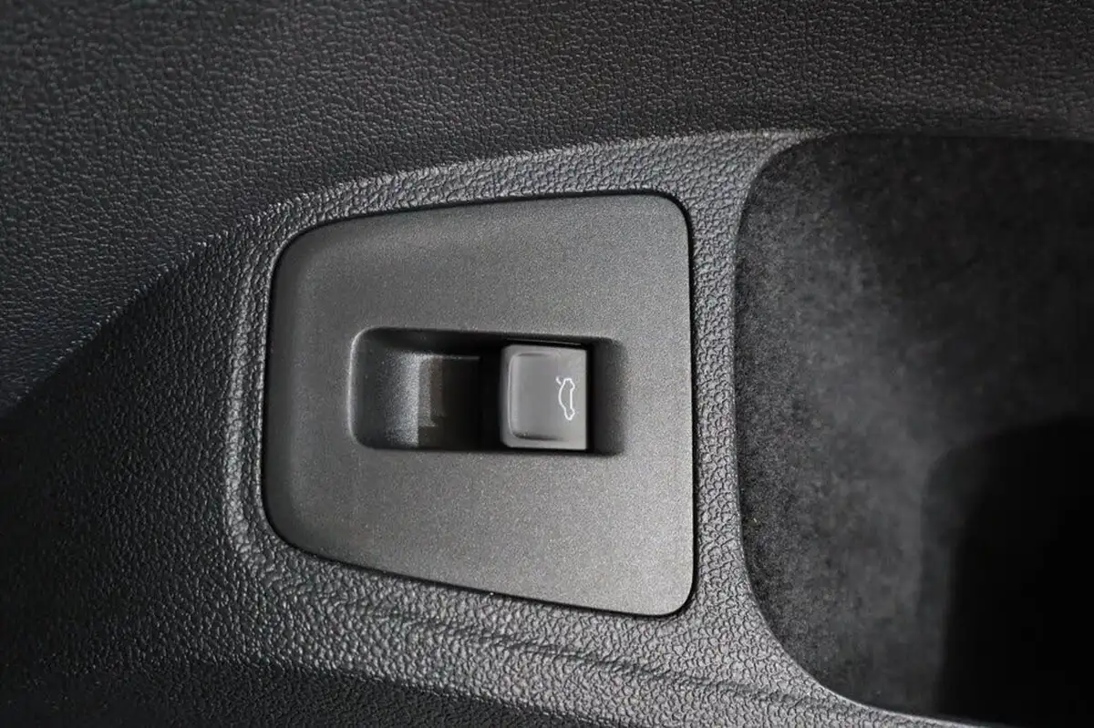 2020-volkswagen-tiguan-20-tsi-sel-230ps-big-25