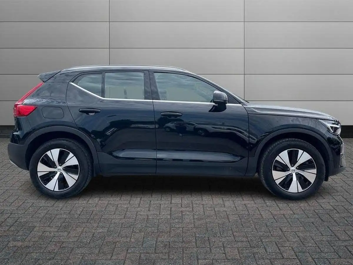 2022-volvo-xc40-15-t4-core-big-5