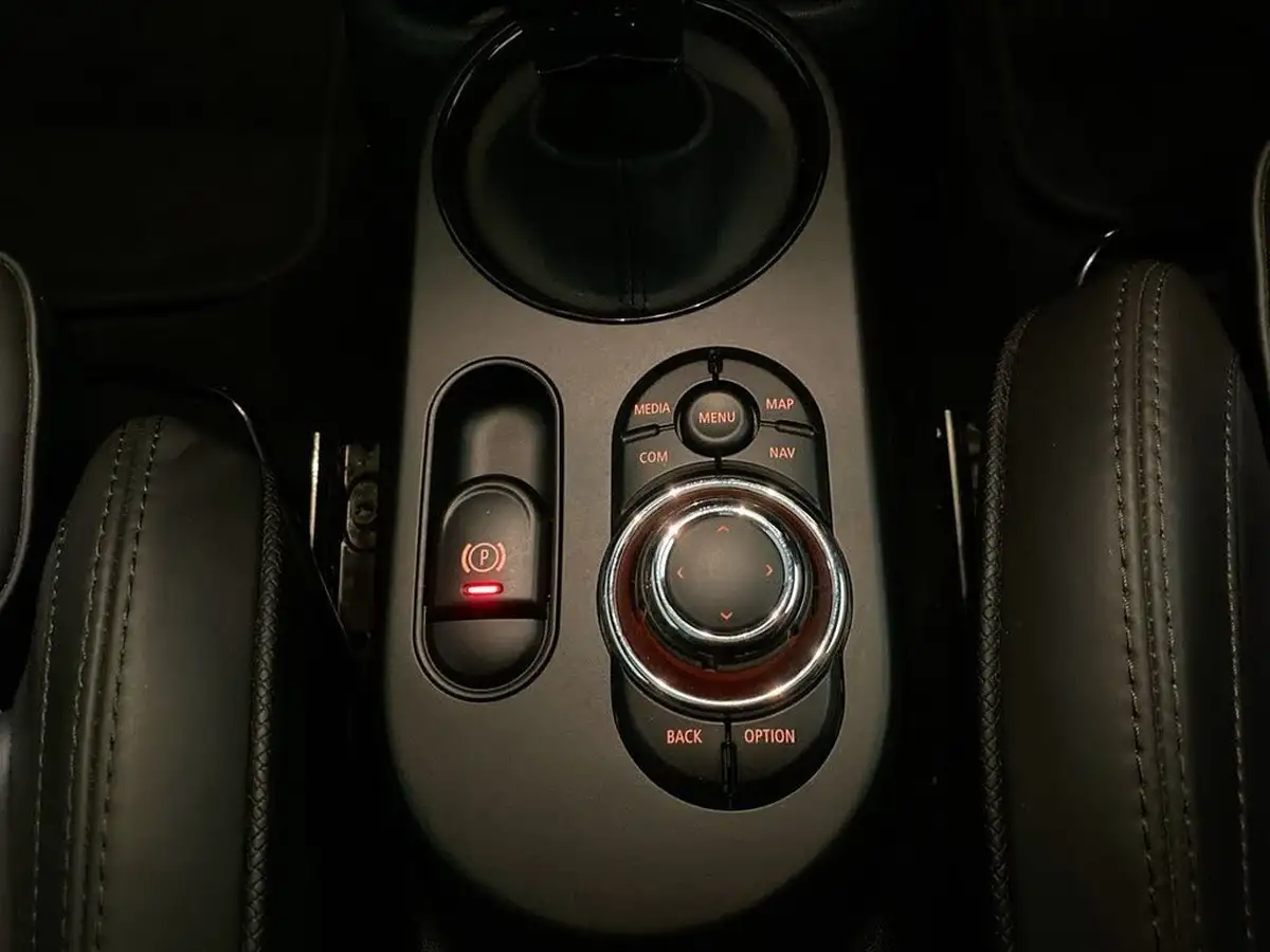 2023-mini-cooper-e-cooper-s-resolute-edition-big-40