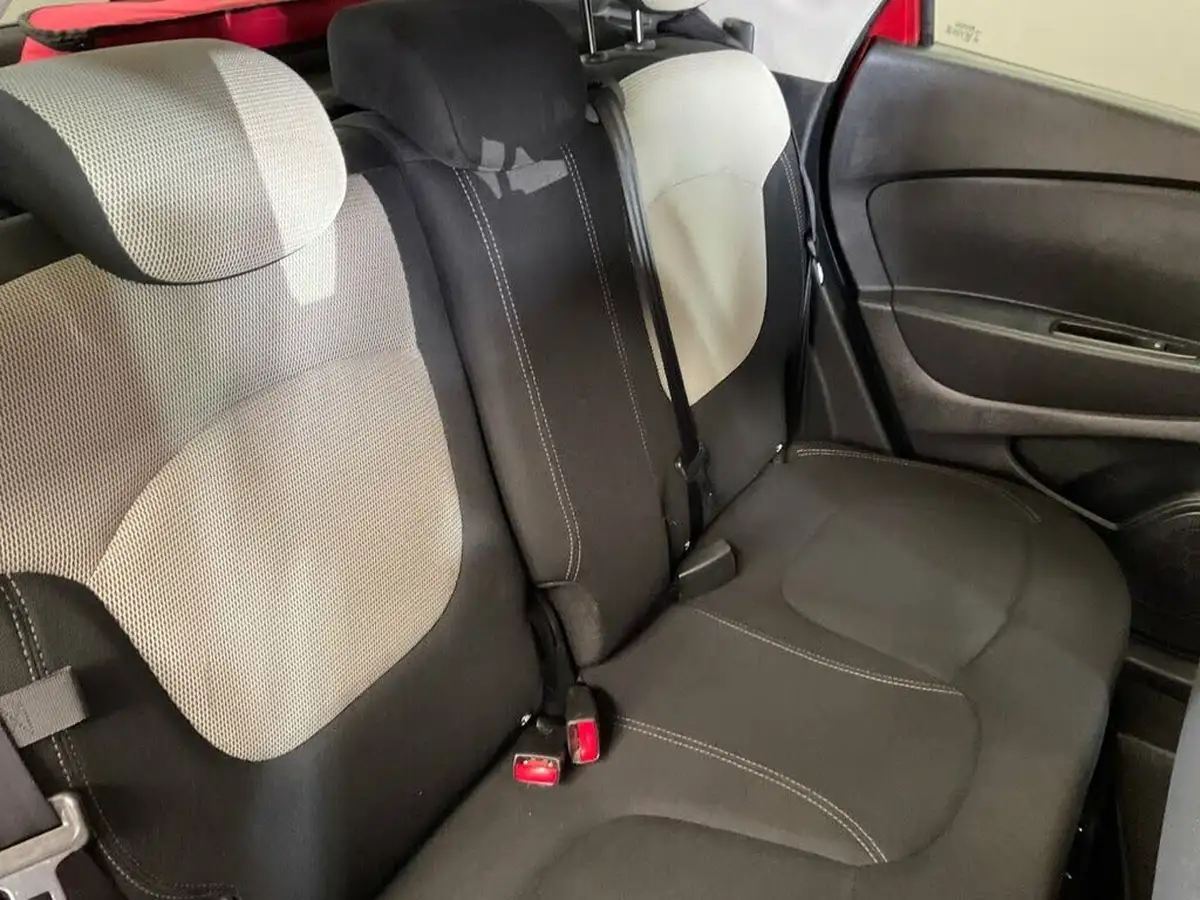 2019-renault-captur-09-tce-iconic-big-24